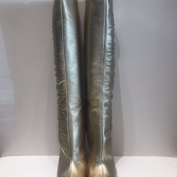 Jimmy Choo knee boot slips on with covered heel - Picture 2 of 6